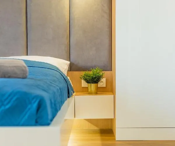 Royal Manu Netflix Apartment